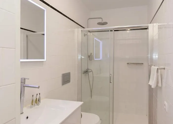 Liiiving In Apartman Porto