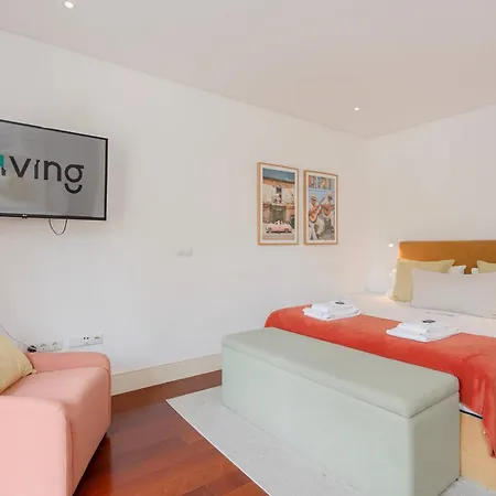 Liiiving In - Trindade Deluxe *